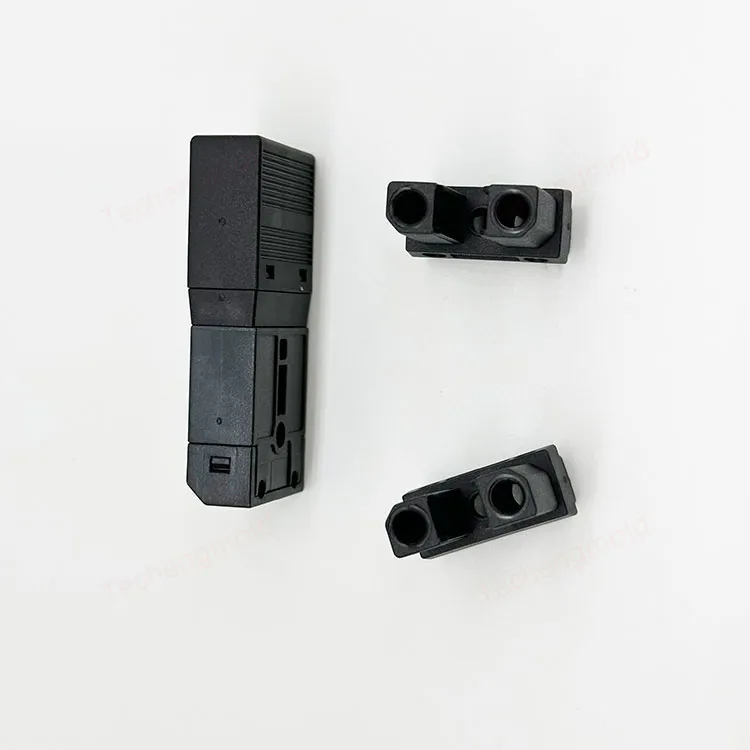特诚科技PA66精密注塑件实拍 3